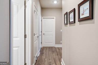 Welcome home to the sought after community of Lake Arrowhead! - photo 29