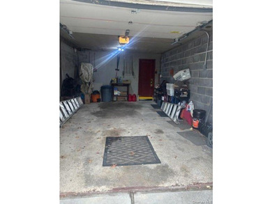 Welcome to this charming home in Staten Island, just five - photo 30