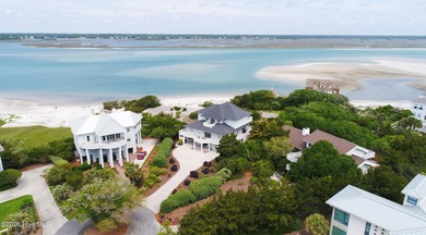 Spectacular coastal residence on Figure Eight Island with - photo 31