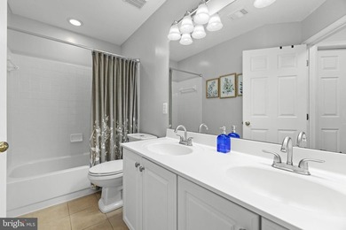 Opportunity Awaits in the Sought-After Cascades Community! - photo 34