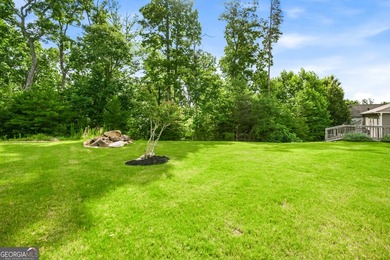 Welcome home to the sought after community of Lake Arrowhead! - photo 40