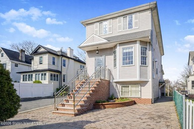 Well-maintained, over 2,000 sq ft detached two-family home - photo 1