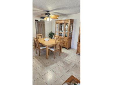 Clean, Clean, Clean, 55+ age and totally upgraded and renovated - photo 4