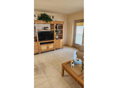Clean, Clean, Clean, 55+ age and totally upgraded and renovated - photo 5