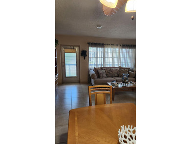 Clean, Clean, Clean, 55+ age and totally upgraded and renovated - photo 7