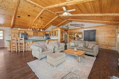 Fabulous log-style home in prestigious Ironwood Estates - photo 10