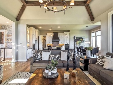 MODEL HOME NOT FOR SALE AT THIS TIME. The beautiful Courtland - photo 23