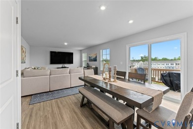 Immaculate and beautifully maintained, this nearly new home - photo 11