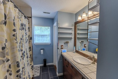 Welcome to peaceful country living in Pineville, where you can - photo 12