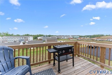 Immaculate and beautifully maintained, this nearly new home - photo 16
