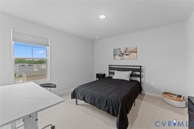 Immaculate and beautifully maintained, this nearly new home - photo 19