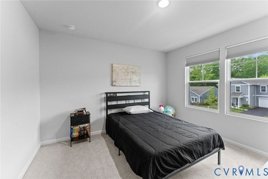 Immaculate and beautifully maintained, this nearly new home - photo 21