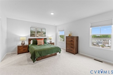 Immaculate and beautifully maintained, this nearly new home - photo 24