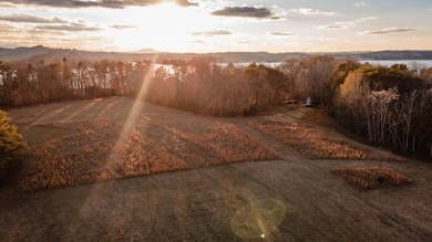 Experience the ultimate East Tennessee lifestyle in this - photo 28