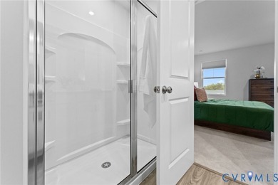 Immaculate and beautifully maintained, this nearly new home - photo 30