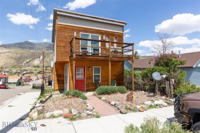 Lake Home For Sale in Gardiner, Montana
