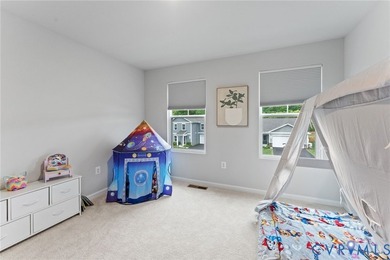 Immaculate and beautifully maintained, this nearly new home - photo 32