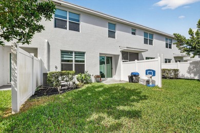Experience modern luxury in the heart of Lake Worth! Built in - photo 32