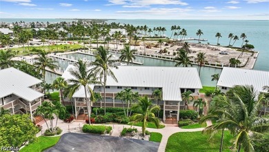 Wake each morning to panoramic yacht harbor views and the gentle - photo 33