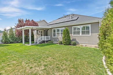 GREAT VALUE! This like new rambler offers true MAIN-FLOOR LIVING - photo 33