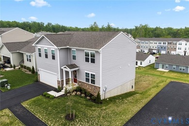 Immaculate and beautifully maintained, this nearly new home - photo 37