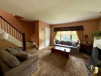 Prime Sheepshead Bay location! Close to shopping, transportation - photo 8