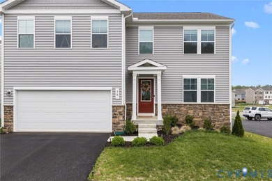 Immaculate and beautifully maintained, this nearly new home - photo 38