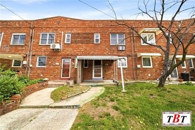 Welcome to this renovated one family home in Mill Basin - photo 2