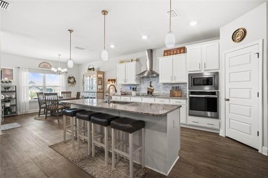 Move-in ready and priced to sell! This beautiful Hawthorne Plan - photo 8