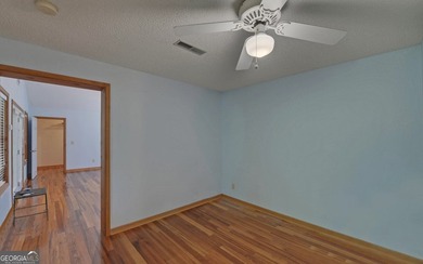 Curated over time to accommodate family and guests alike, this - photo 24