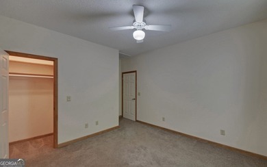 Curated over time to accommodate family and guests alike, this - photo 39