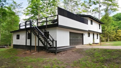 Updated Home Close to the Gold Course - photo 2