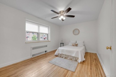 Welcome to this bright and inviting private, well-sunlit - photo 7