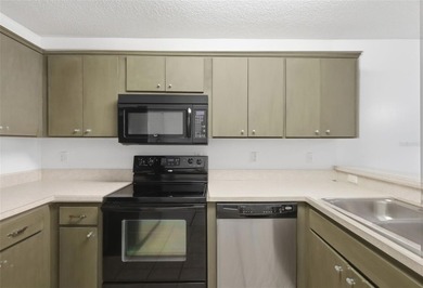 Welcome to this charming 2 bedroom, 2 bath villa located in the - photo 10