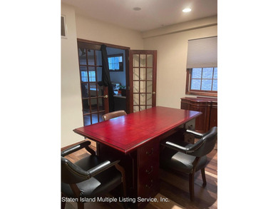 ABSOLUTELY CHARMING 4 BEDROOM, 2 BATH COLONIAL, PERFECT DOLL - photo 7