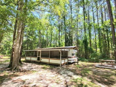 Lake Marion Home Sale Pending in Eutawville South Carolina