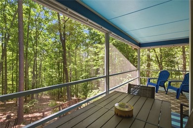 Enjoy Peak Privacy with Seasonal Mountain & Lake Views! This - photo 4