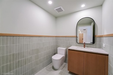 WELLNESS AT THE CORE OF THE ONLY AVAILABLE LARGEST 3 BEDROOM - photo 25