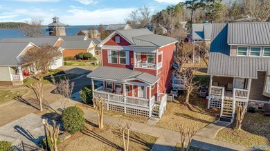 LIFE IS BETTER AT THE LAKE! Charming 3-bedroom, 2-bathroom lake - photo 4