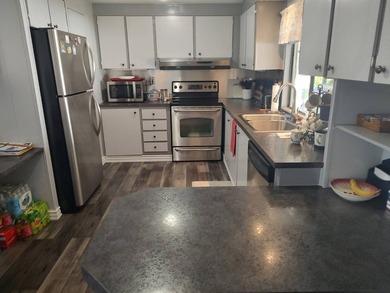 Welcome to Lake Fairways. This 2-bedroom 2 bath home located at - photo 7
