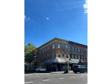 Exceptional investment opportunity featuring two contiguous - photo 3