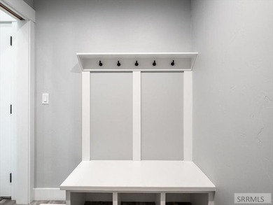 You will be blown away from the amazing value of this brand-new - photo 13