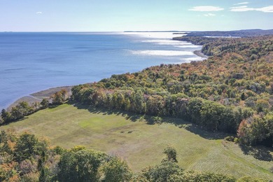 Exceptional 36 acre oceanfront parcel in Camden featuring 1.655 - photo 14