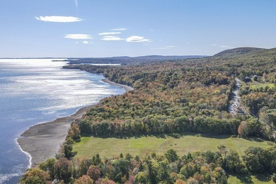 Exceptional 36 acre oceanfront parcel in Camden featuring 1.655 - photo 15