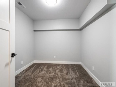 You will be blown away from the amazing value of this brand-new - photo 29
