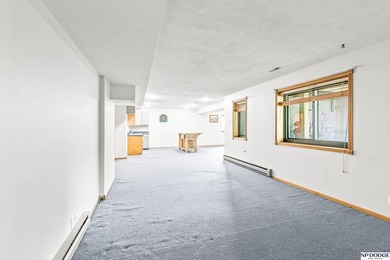 Enjoy lake living at its best with this updated 3-bedroom - photo 41