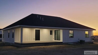 You will be blown away from the amazing value of this brand-new - photo 42