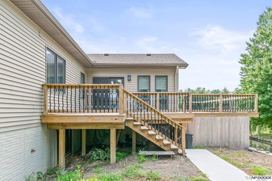 Enjoy lake living at its best with this updated 3-bedroom - photo 49