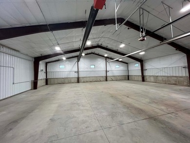 Welcome to this exceptional commercial property centrally - photo 3