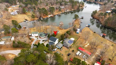 Welcome to 2475 Clubhouse Road in Summerton, SC - A stunning - photo 3
